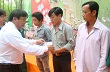 CĐCSVN tặng hơn 1.000 phần quà cho CNVCLĐ